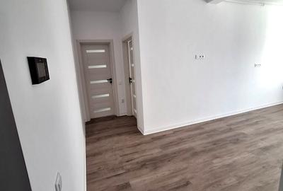 De vanzare apartament 2 camere si curte proprie 90 mp - 4