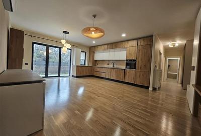 Apartament cu 3 camere decomandat în Pipera