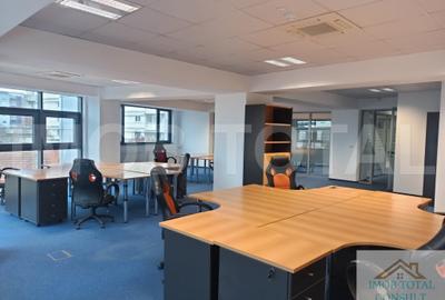 Spațiu Birouri 200 mp | Ultracentral | Etaj 4 cu Lift | - 4