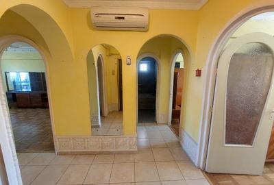 Apartament cu 3 camere decomandat în Țiglina 1