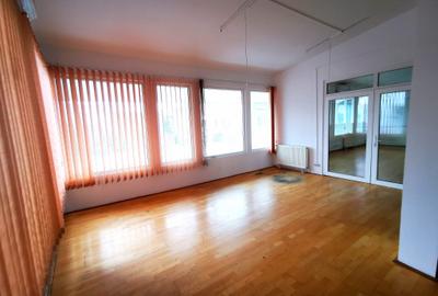 Apartament pretabil SAD / 4 camere , 2 bai 144 mp - Cetatii !! - 3
