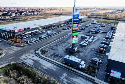 Spațiu comercial, 120 mp în Moșnița Nouă