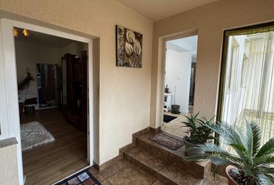 Vila P+M, Sc = 135 mp, Teren = 1072 mp, zona centrala – str. Salcamului - 7