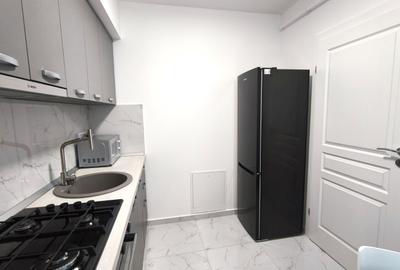 Apartament 1 camera mobilat, etaj 1, bloc NOU, statie autobuz CUG - VA - 6