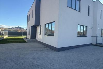 Casa noua alipita 142 mp utili – Apahida, zona Primariei, teren 440 mp - 1