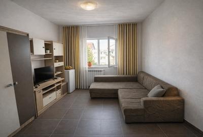 Garsonieră decomandată, mobilată în Girocului