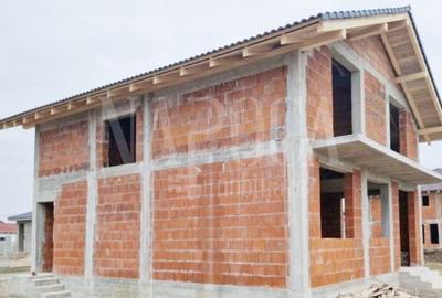 Casa 4 camere de vanzare in Cihei - 2