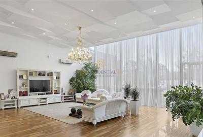 Casă individuală cu 8 camere în Balotești