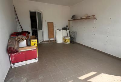 CASA/SPATIU COMERCIAL - GENUNENI - 3