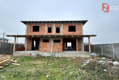 Duplex cu 3 camere in Sag, zona Manastire - 1