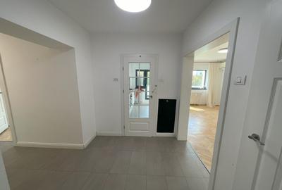 Unirii 3 camere spațioase etaj 4 Spaiul Unirii 12 renovat intregral - 3