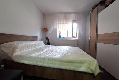 Apartament cu 2 camere renovat, mobilat si utilat - etaj 1-zona Blascovici - 8