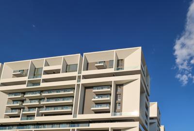 3 CAMERE - VEDERE SPRE LAC - BLOC NOU - METROU - COMISION 0% - 8