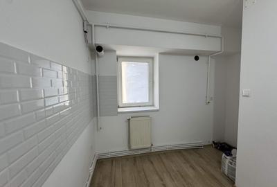 2 cam, 52 mp, ultracentral - UNION, etaj 7, cu lift, renovat - 10