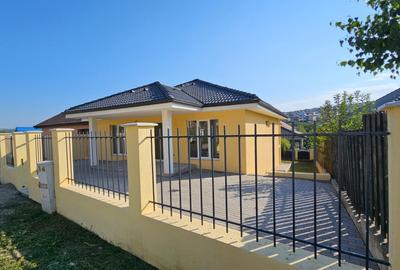 Casă individuală, 5 cam,  400 teren la intrarea in Campenesti-Apahida - 1