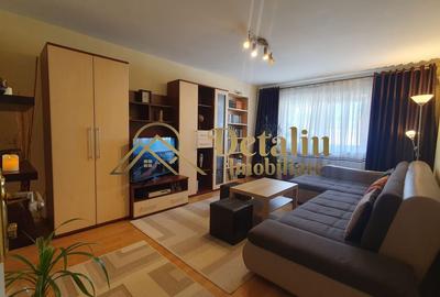 Apartament cu 3 camere, zona Cetate - Liceul Sportiv