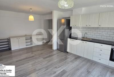 Apartament cu 3 camere semidecomandat, mobilat în Micro 3