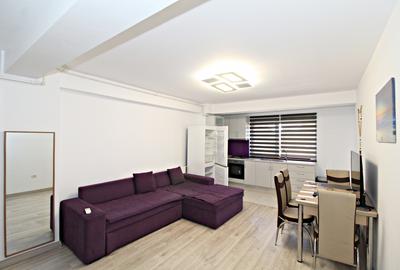 Apartament cu 3 camere semidecomandat în Km 5