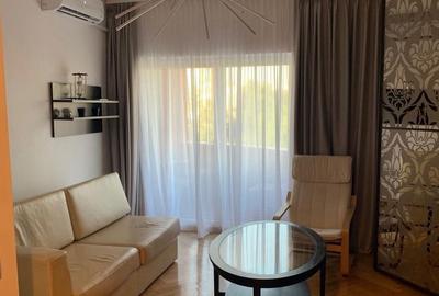 Apartament cu 2 camere decomandat, mobilat în Titan