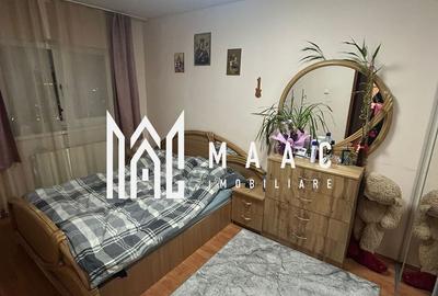 Apartament cu 3 camere, mobilat în Vasile Aaron