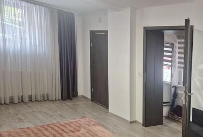 PROPRIETATE VERSATILA, complet renovată– 220 m² utili + 130 m² curte privată - 8