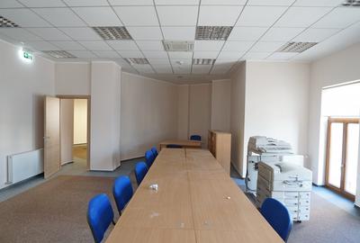 Birou in zona Universitate (intre 180 si 580mp) - 2