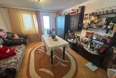 Apartament 3 camere, 77mp, zona Sebes - 1