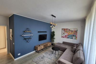 Apartament cu 3 camere semidecomandat, mobilat în Dristor