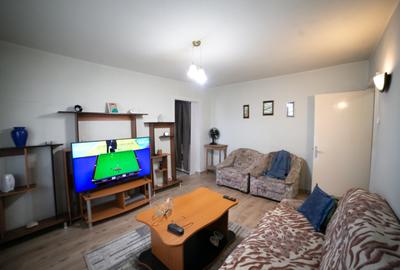 Apartament cu 2 camere semidecomandat în Astra