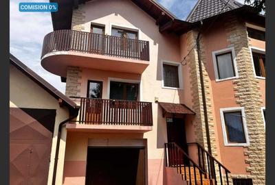 Villa for sale, 4 Rooms, 200 sqm, 4500 sqm, Cordun - 1