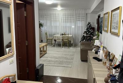 Apartament cu 2 camere decomandat, mobilat în Tomis Nord
