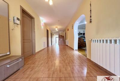 Vila de vanzare in Sebes - 6