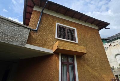 Vânzare proprietate - Casă tip conac, teren și anexă, într-un cadru natural spec - 16