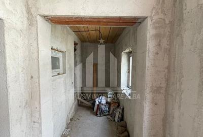 Casa individuala | De renovat | 150 mp | 370 mp teren | Lipoveni - 3