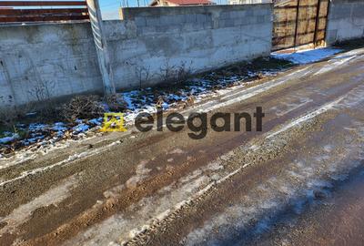 Teren 1025 mp, trilateral, gard beton, Valea Fetii - 1