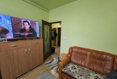 Apartament cu 2 camere semidecomandat, mobilat în Baciu