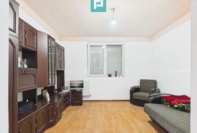 2 case separate + curte 1400 mp – Zona Dâmbovița - 32