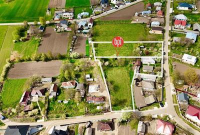 SE VINDE Gospodarie traditionala + Teren construibil cu bransamente la utilitati - 8