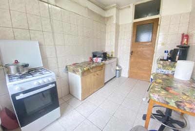 2 camere- Decomandat- Etaj 8/10- Strada Barca/Rahova - 8