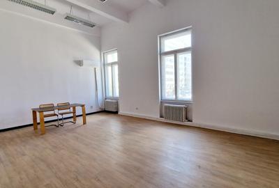 Spatiu Birou de Inchiriat  Metrou Universitate 35 MP Acces si Paza 24/7 - 9