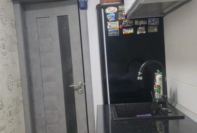Vanzare apartament 2 camere semidecomandat, etaj 3/4, zona KM 4-5 - 7