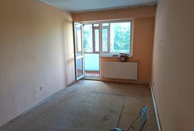 De vanzare apartament cu 2 camere, et. 2, Micro 13, 53.000 euro - 3