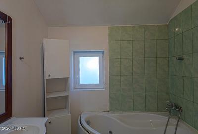 Sacalaz - Casa P+M, 139 MP, 3 Dormitoare, 3 Bai, Birou, Foisor, Iaz - 12