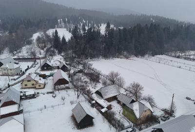 CASA DE VANZARE + ANEXE 2500 MP / PUTNA - 15