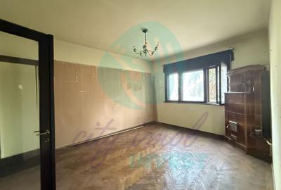 Proprietate rara pe o strada boema - 13