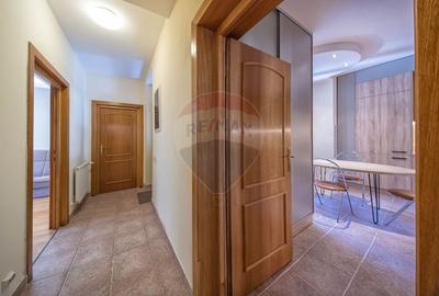 Vilă Moieciu, 375 mp util + teren 2.992 mp, View - Comision 0 - 56