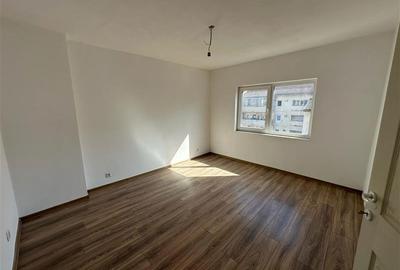 Resita, Apt. 3 Cam, Cf.1 Decom. Central - 2