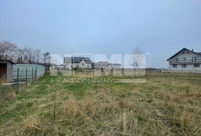 TEREN INTRAVILAN | ZONA REZIDENȚIALĂ | TOATE UTILITĂȚILE LA STRADA - 1