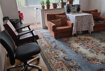 Apartament cu 4 camere decomandat în Timocului-Șaguna