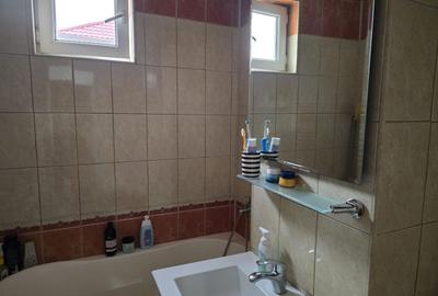LOC. RACACIUNI,  APARTAMENT 3 CAMERE - 19
